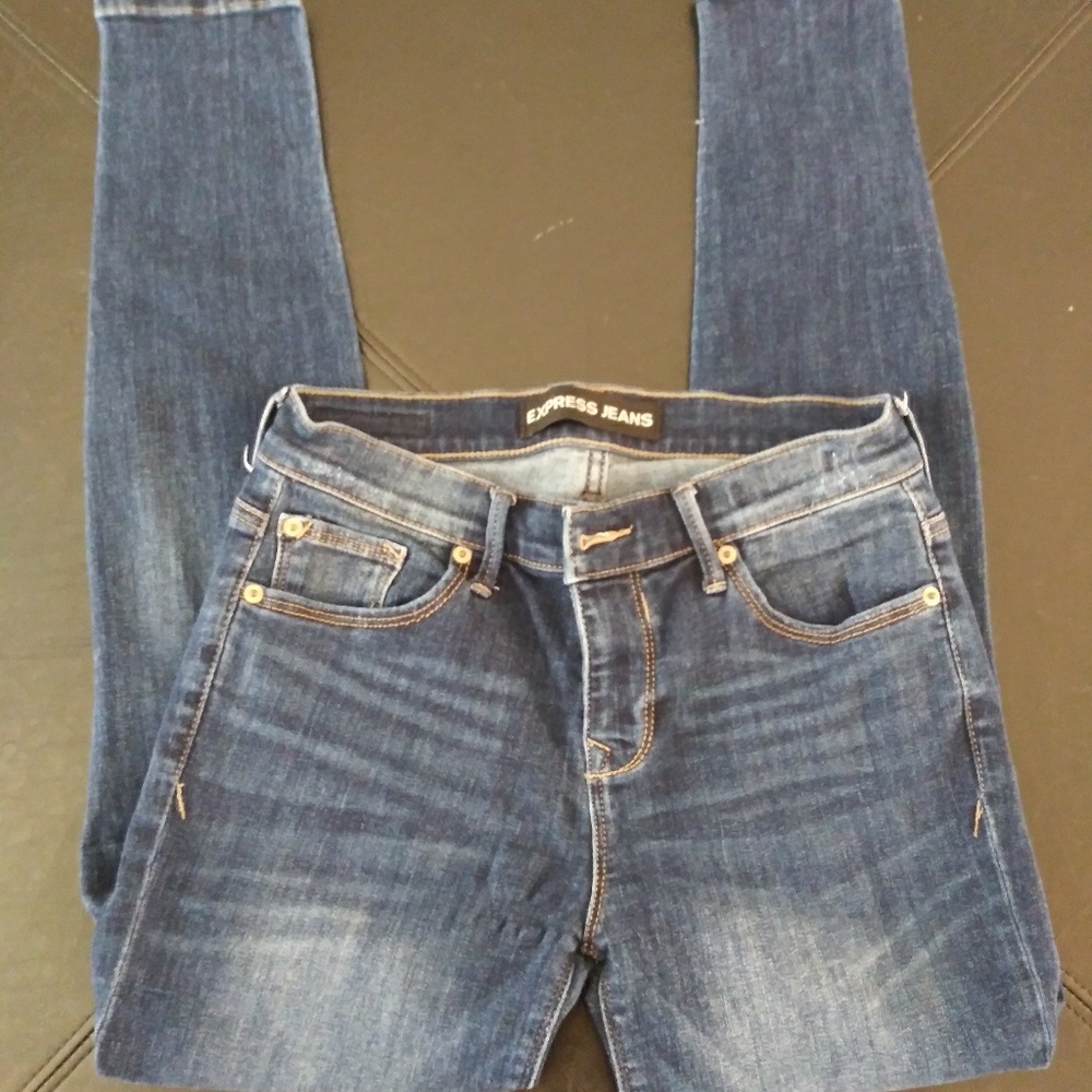 Women's clothing